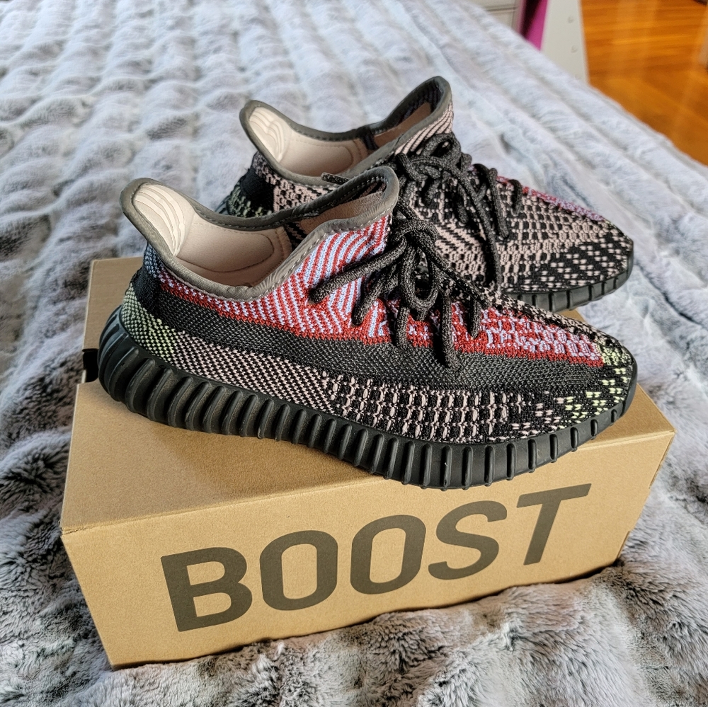 YEEZY BOOST 350 V2 'YECHEIL
